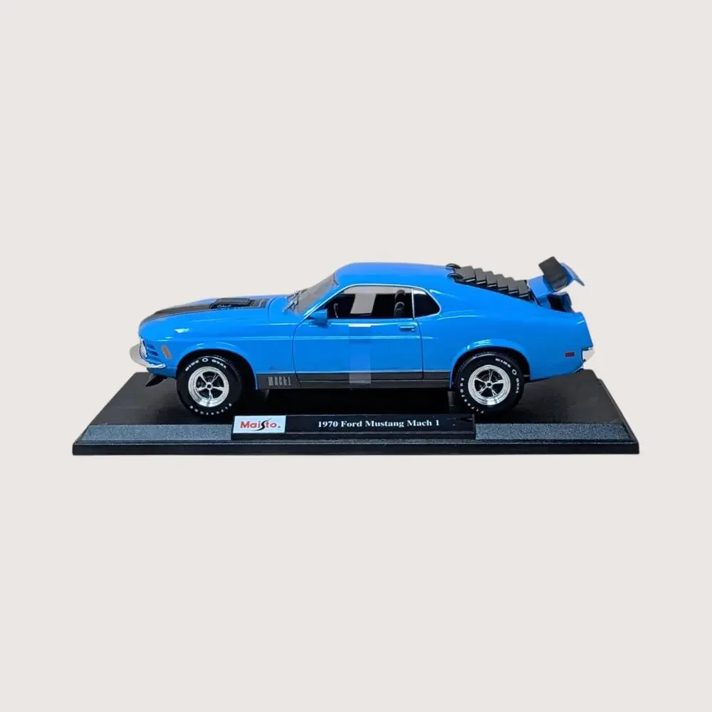 Maisto 1/18 1970 Ford Mustang Mach 1 Special Edition Die Cast Car Blue